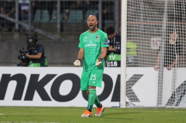 Reina: Tôi đã đặt rất nhiều kỳ