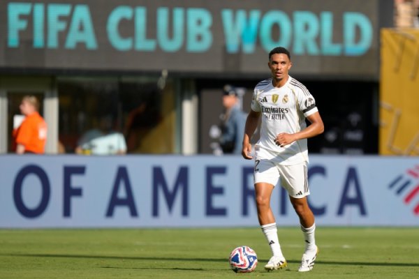 AS: Alexander-Arnold và Mend